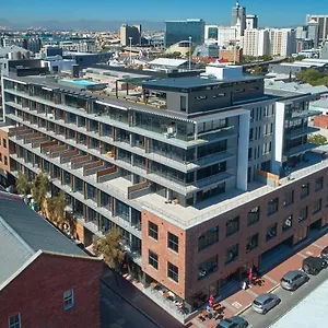 Apartment Urban Elephant. The Docklands, Cape Town