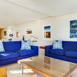 Apartment Luxury Townhouse With Ocean And Mountain Views, Cape Town